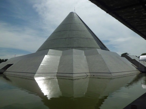Monumen Jogja Kembali Monumen Jogja Kembali