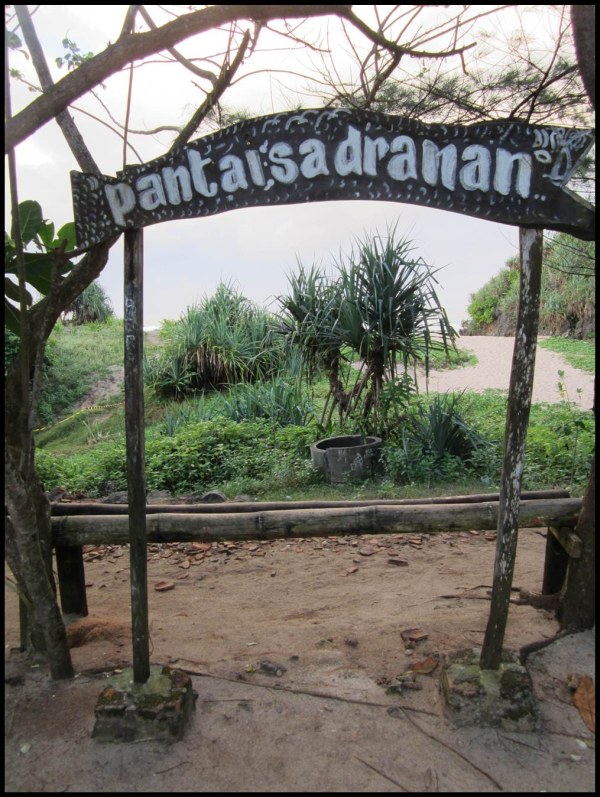 Pantai Sadranan Gunung Kidul